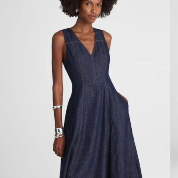 NWT Madewell Denim Yana Dress Midi Full Circle Skirt V Neck Dark Blue Size 6 - Picture 11 of 13